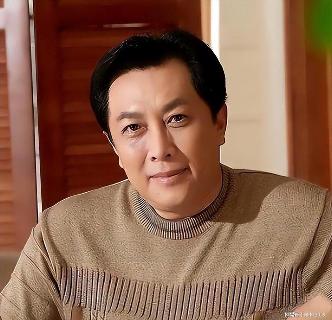 心的事还是发生了！这两位明星恐名声不保AG真人登录入口阅兵结束才几天让人担(图2)
